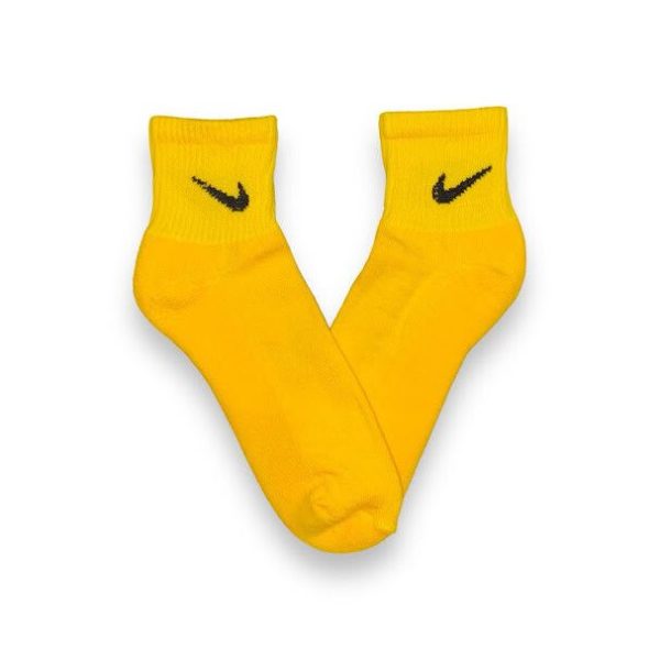 Soquete Alto Toalla Nike Amarillo