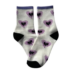 Tenis Exclusivo Blanco con Corazones Violetas