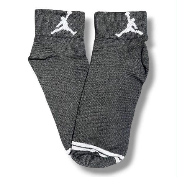 Soquete Alto Jordan Negro